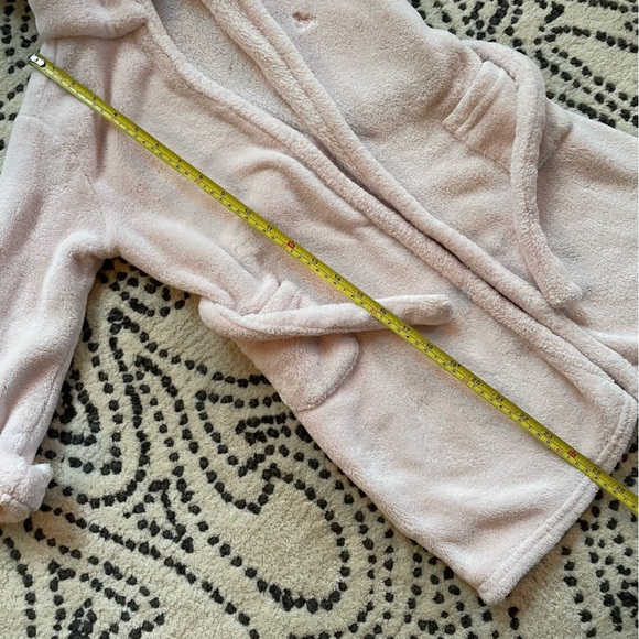 GAP Toddler Fuzzy Bathrobe, light pink, size 5 - Picture 2 of 5